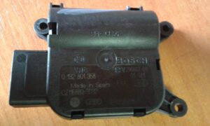 AUDI A6 C6 MOT.KURENIA 0132801358  4F0820511