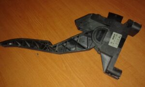 OPEL ASTRA G 2.0 PEDAL PLYNU BOSCH 0281002278  0 281 002 278 tento tovar je momentálne nedostupný