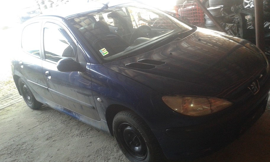 PEUGEOT 206 1.4 1 PEUGEOT 206 1.4