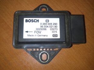 PEUGEOT 307 SNIMAC PRIECNEHO ZRYCHLENIA 0265005290  9650452180