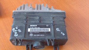 VOLKSWAGEN GOLF 3 RJ MOTORA  0261200764  032906026A