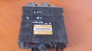VOLKSWAGEN GOLF 3 1.8 RJ MOTORA  0261200701  1H0907311