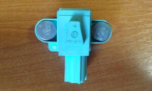 AUDI A6 C6  LP Snímač nárazu  4F0955557  4F0 955 557
