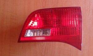 AUDI A6 C6 PZ SVETLO KUFRA 4F9945094B