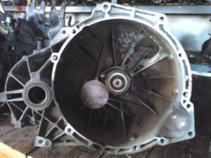 FORD C-MAX 1.8 TDCI PREVODOVKA 6M5R7002ZB  6M5R 7002 ZB tento tovar je momentálne nedostupný