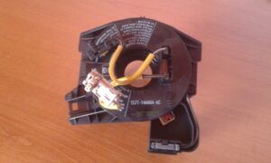 FORD MONDEO MK3 KRUZOK AIRBAGU 1S7T14A664AC  1S7T-14A664-AC