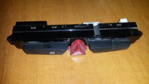 KIA CEED MODUL CENTRAL SMEROVKY 93700-1H000