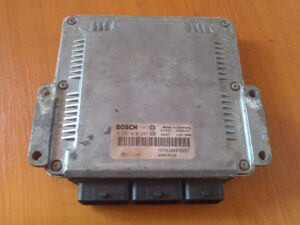 RENAULT LAGUNA 1.9 dci RJ MOTORA 0281010297 8200048297