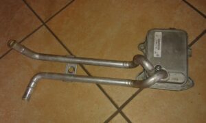 VOLKSWAGEN TIGUAN 1.4 TSI CHLADIC OLEJA 03C117021J  03C 117 021