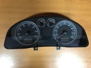 W PSSAT 1.8T panel pristrojov 3b0920847d