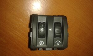 RENAULT TWINGO 2 OVLADAC SVETIEL 8200095495C