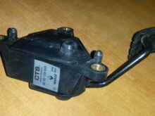 RENAULT SCENIC 2 1.5 DCI PEDAL PLYNU 8200159645 11