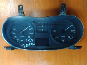 RENAULT MASTER  TACHOMETER P8200359416H