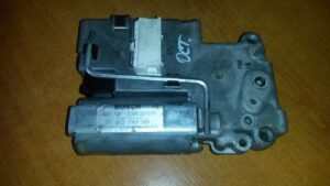 SKODA OCTAVIA MOT.STRESNEHO OKNA 0390201650