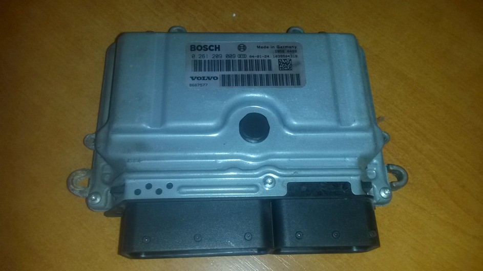 VOLVO V50 2.5T RJ MOTORA 0261209009 1 VOLVO V50 2.5T RJ MOTORA 0261209009