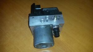 VOLKSWAGEN PASSAT B5 RJ ABS 4B0614517G 0265950055