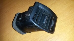 SKODA ROOMSTER MRIEZKA PP 5J0819702