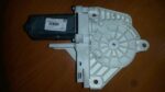 WOLKSVAGEN PASSAT B6 MOT OKNA 1K0959702P