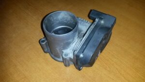 SEAT IBIZA 1.4 16V SKRTIACA KLAPKA 03C133062C