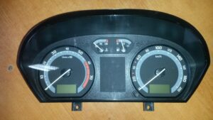 SKODA FABIA 1 1.2 TACHOMETER 6Y0920883M B41