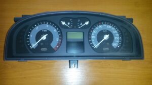 RENAULT LAGUNA 2 1.9 DCI TACHOMETER 8200291330