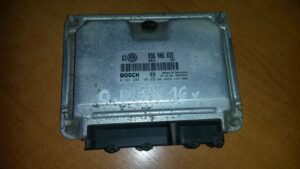 VOLKSWAGEN GOLF 4 1.4 16V RJ MOTORA 036906032 0261206140