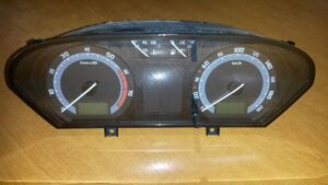 SKODA FABIA 1 TACHOMETER 6Y0920883L