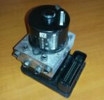 SKODA OCTAVIA 2 RJ ABS 1K0614517AB 1K0907379AB