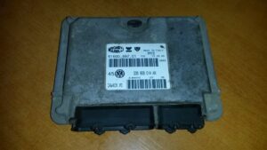 VOLKSWAGEN GOLF 4 1.4 16V RJ Motora 036906014AN IAW4CV.V0