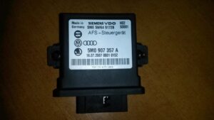 VOLKSWAGEN TOURAN LIFT RJ Xenon 5M0907357A 5WK49172B