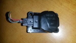 ALFA ROMEO 147 Mot. kúrenia 52495066 EAD1041