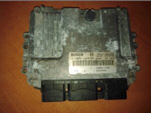 RENAULT MASTER 2.5 DCI RJ Motora 0281011940 8200311550