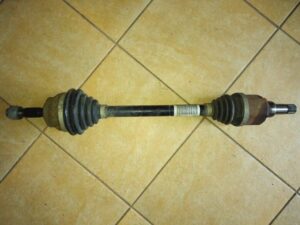 CITROËN C3 III (SX) 1.2 VTi Hnací hriadeľ ľavý 9677476580