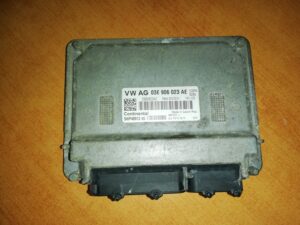 SKODA ROOMSTER 1.2 RJ Motora 03E906023AE 5WP490305
