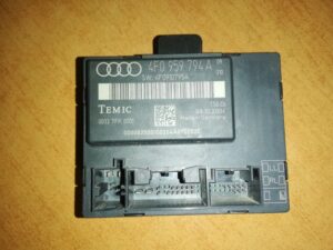 Audi A6 C6 PZ RJ Dverí 4F0959794A 4F0910795A
