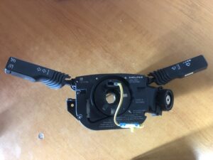 OPEL VECTRA C Prepínač smeroviek 13112786 Bez kľúča