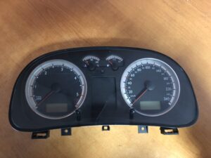 VOLKSWAGEN BORA 1.9 TDI Tachometer 1J5920806G