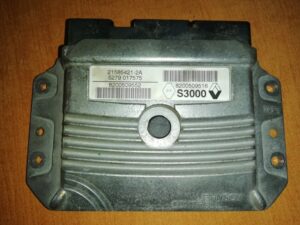 RENAULT MEGANE 2 1.6 16V RJ Motora S3000 8200509516 8200509552