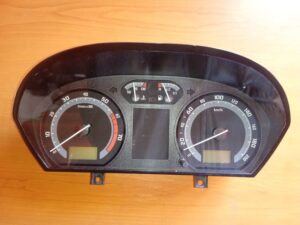 Škoda Fabia 1 Tachometer 6Y0920871M