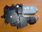 Audi A4 Motorček stieračov Ľ.P. 113846-113
