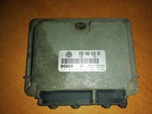 SKODA OCTAVIA 1.9 TDI RJ Motora 038906018GN 0281010182