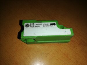 SKODA FELICIA Snímač nárazu 1J0909606S
