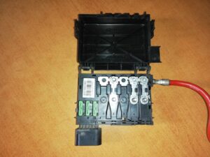SKODA OCTAVIA 1 1J0937550AD
