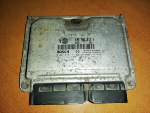 VOLKSWAGEN BORA 1.9 TDI RJ Motora 038906012K 0281010111