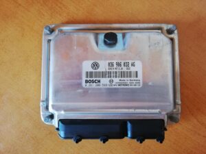 VOLKSWAGEN GOLF V RJ Motora 036906032AG