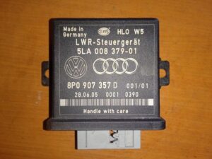 Audi A6 C6 RJ Svetiel 8P0907357D