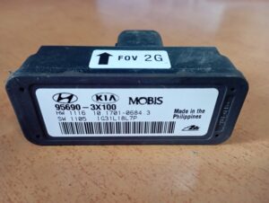 HYUNDAI i30 2012-2/2015 Snímač ESP 95690-3X100