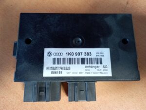 VOLKSWAGEN PASSAT B6 WESTFALIA 1K0907383
