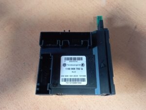 VOLKSWAGEN TOURAN MK1 LIFT PP RJ okna 1K0959792Q