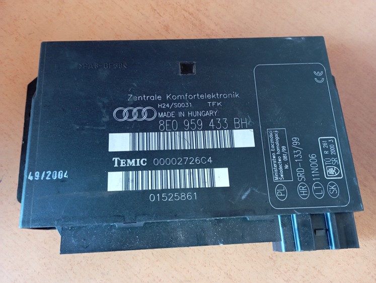 AUDI A4 B6 RJ Komfort 8E0959433BH 2